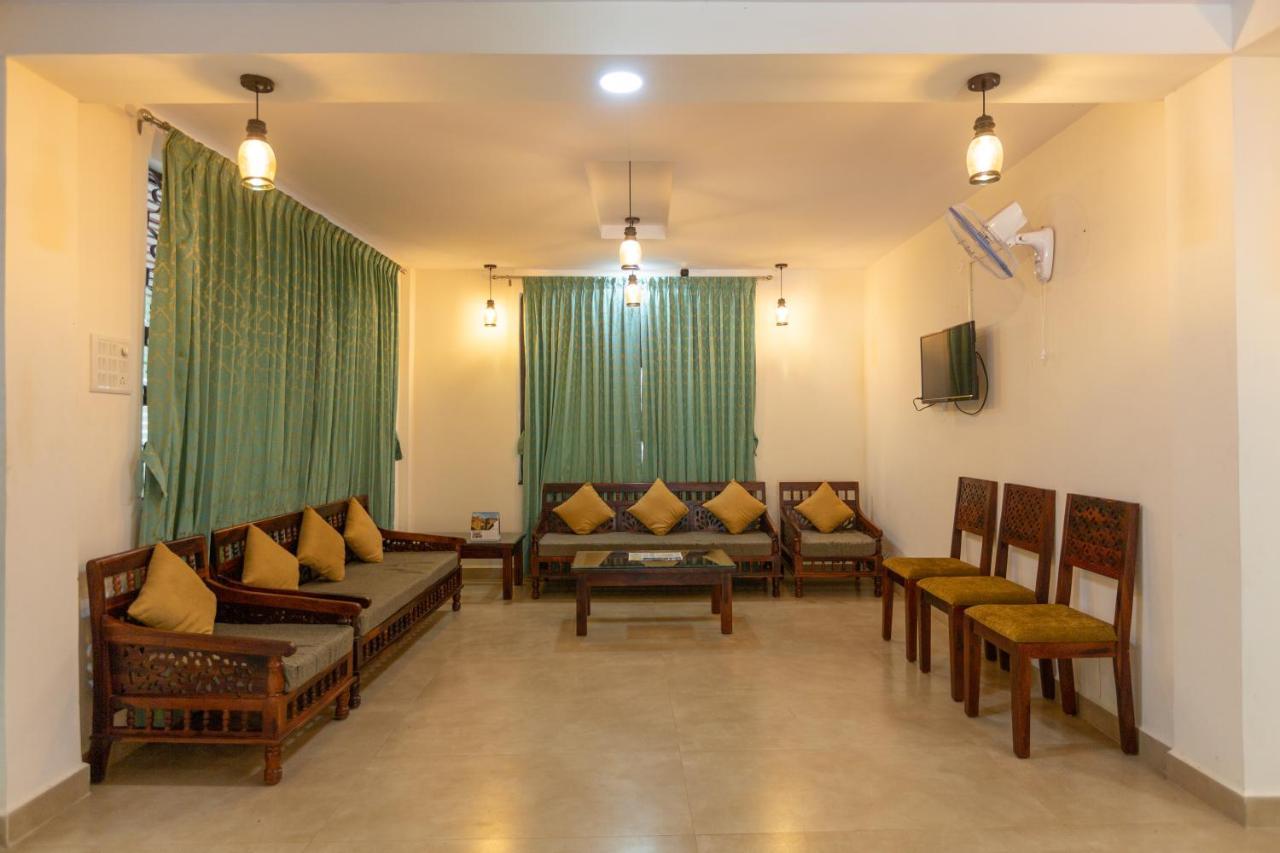 Kstdc Hotel Mayura Adilshahi Bijapur Экстерьер фото