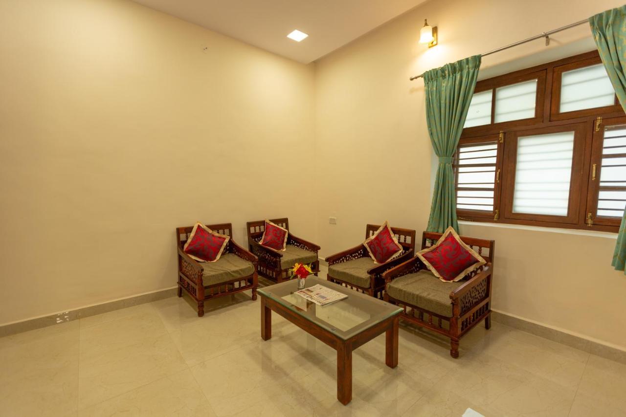 Kstdc Hotel Mayura Adilshahi Bijapur Экстерьер фото